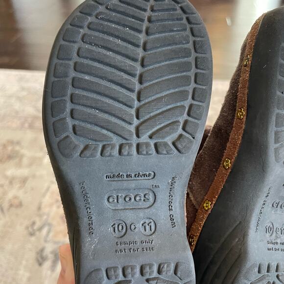 Crocs Brown Patchwork Suede Leather Studded Cobbler Boots Kid's Size 10-11C EUC - Picture 6 of 9